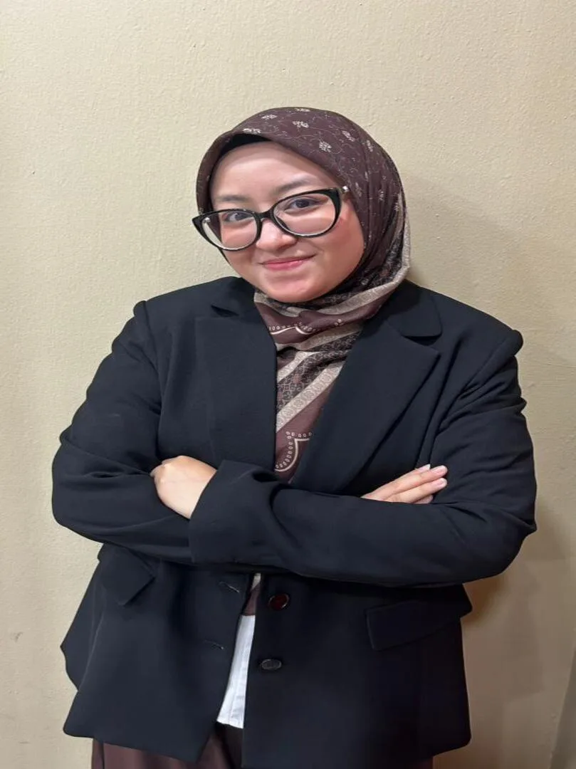 FAZLIN NISRIN BT FERDINAND BAKRI - Goon International College team member